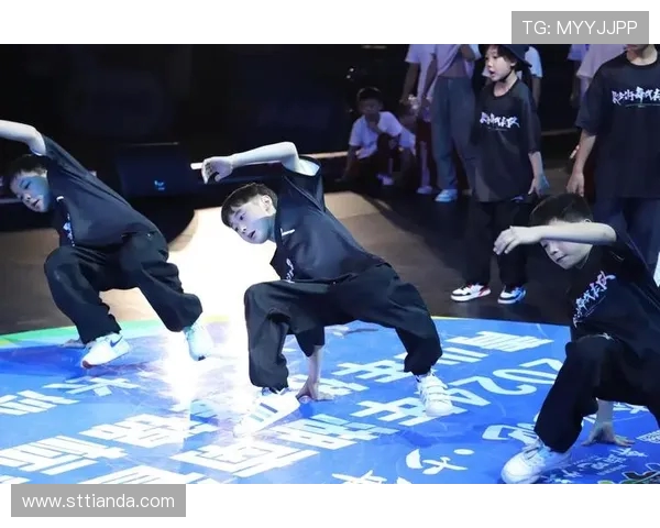 全国街舞大赛点评聚焦北京攀岩队技术表现与舞台魅力的完美结合