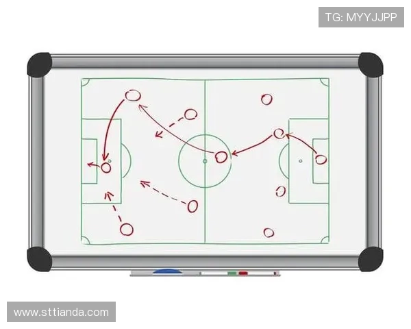 全球足球竞技风云变化与现代战术革新趋势的全面深度发展解析洞察