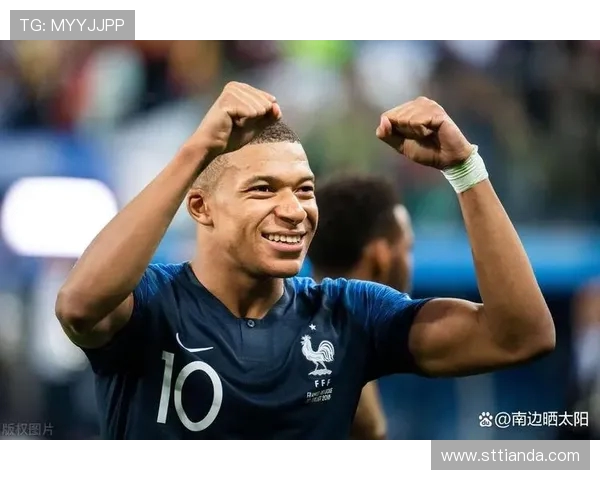 基利安·姆巴佩：从天才少年到世界足坛超级巨星的崛起之路