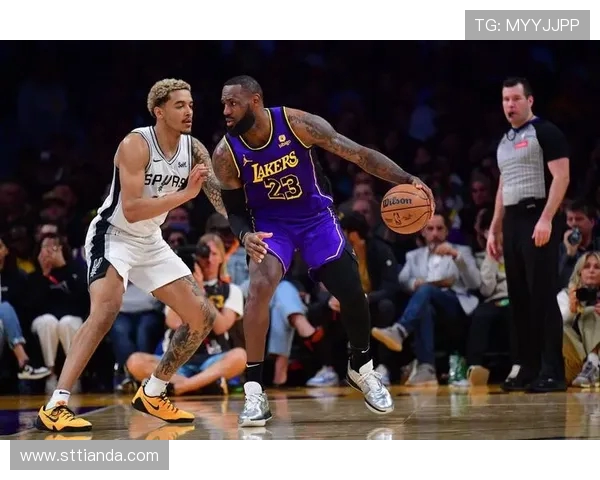 2011至2012赛季湖人与马刺的经典对决回顾与分析