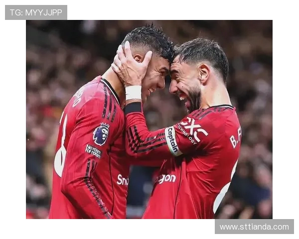 年轻人对曼联精彩录像回顾分析年轻球员表现与战术布局